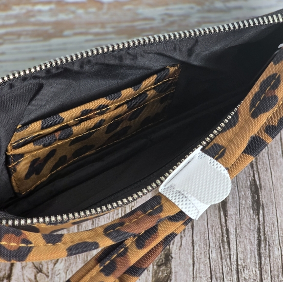 *NWT* BAGGU Leopard Print Pochette Shoulder Bag - Picture 7 of 10